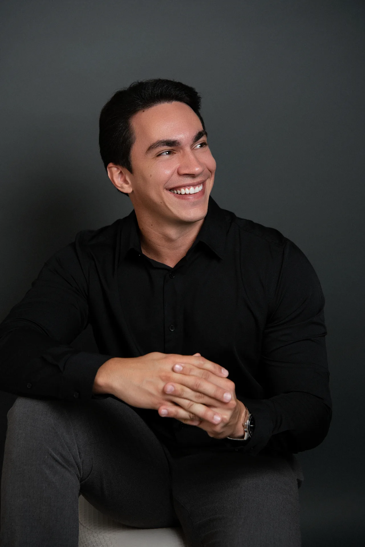 Dr. Gutemberg Dantas durante atendimento